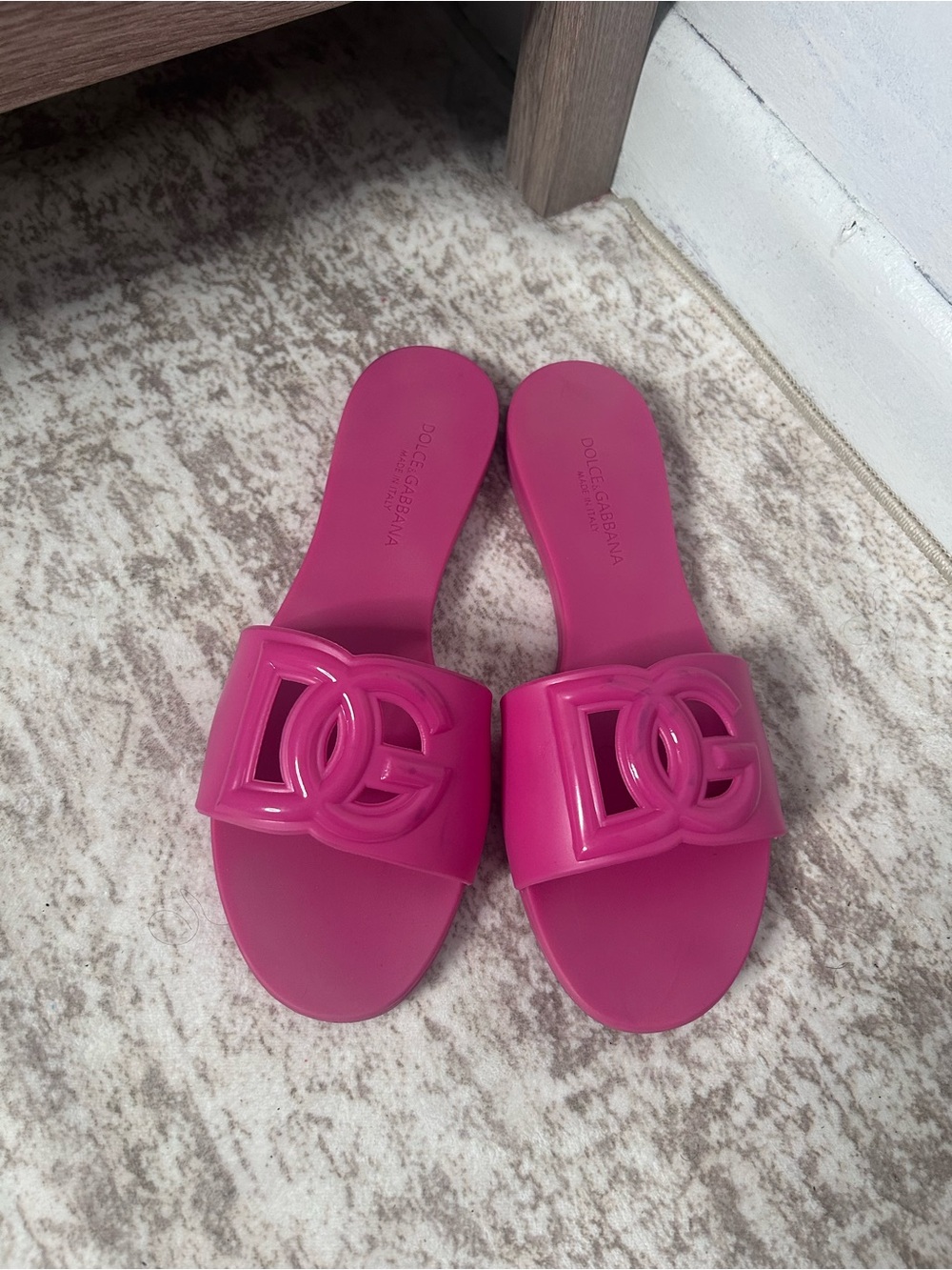Dolce & Gabbana Hot Pink Logo Slide Mules - Picture 2 of 3